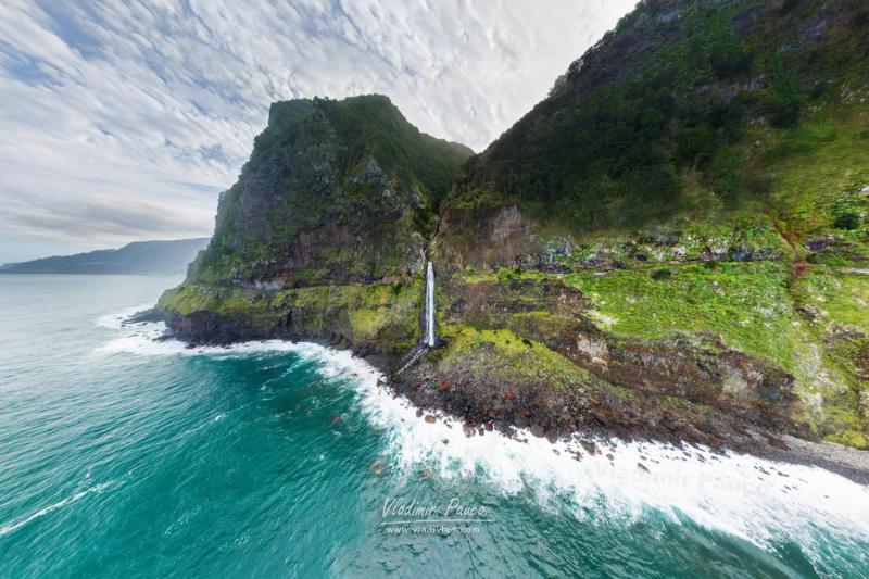 éu da Noiva Viewpoint, near Seixal, Bride's Veil Waterfall Viewpoint in Madeira